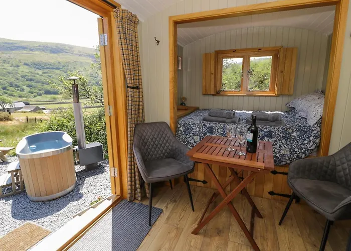 Llethr - Shepherds Hut