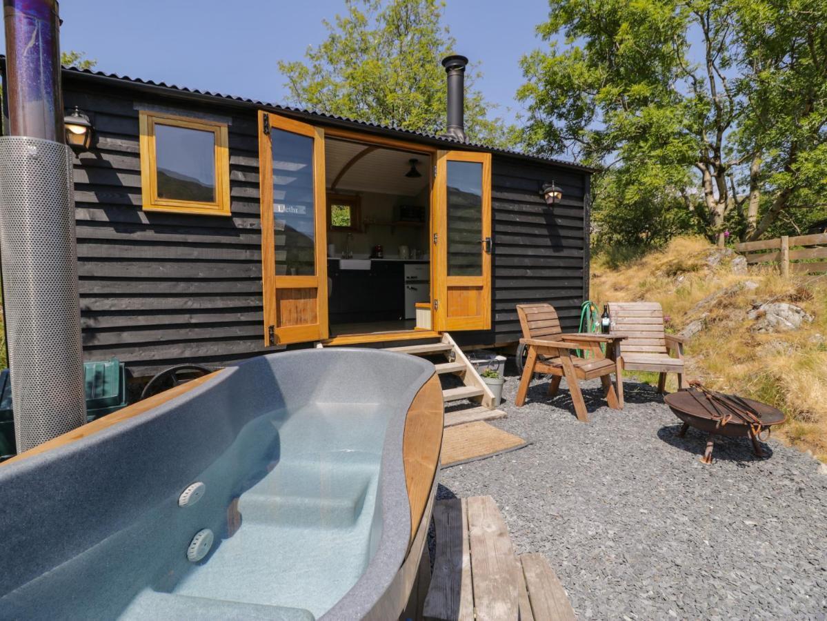 Holiday home Llethr - Shepherds Hut *